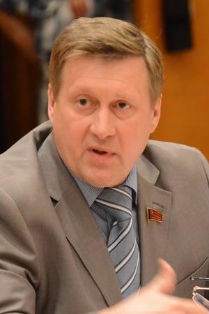 Локоть Анатолий Евгеньевич