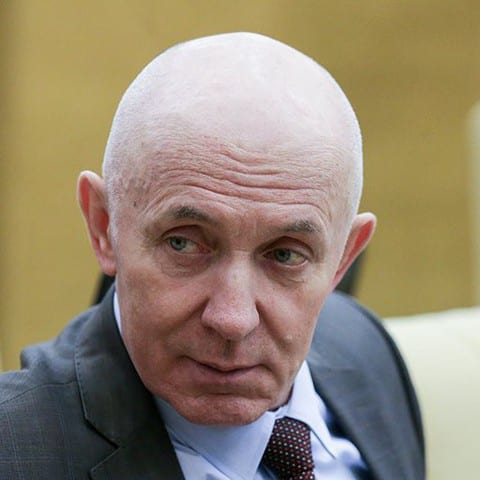 Синельщиков Юрий Петрович